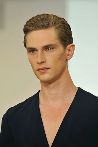 Look 15